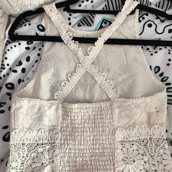 Crop Top with Crochet Detailing - Picture 3 of 4
